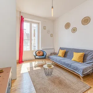 Le Positif ¶ Gare¶ Confort¶ Spacieux Apartamento