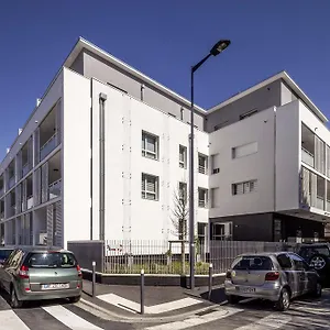 Tempologis Apartahotel